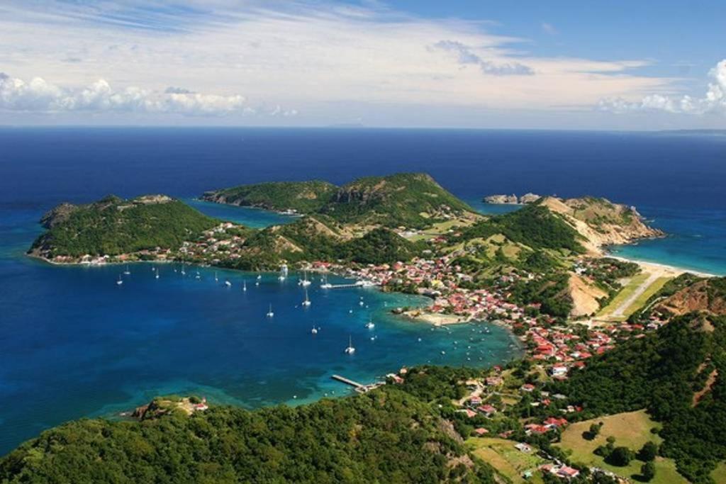 Aux Iles D'Amour Terre-De-Haut Esterno foto